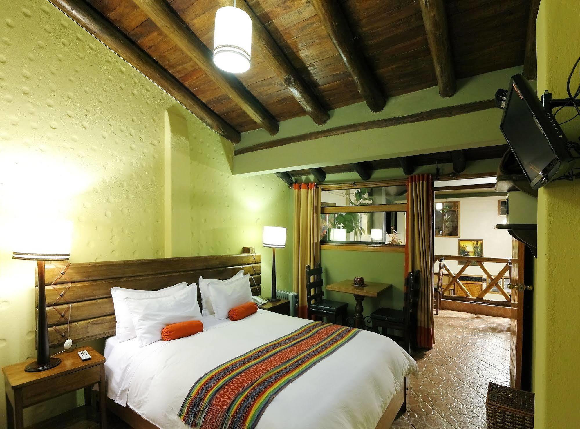 Hotel La Cabaña MachuPicchu Aguas Calientes Exterior foto